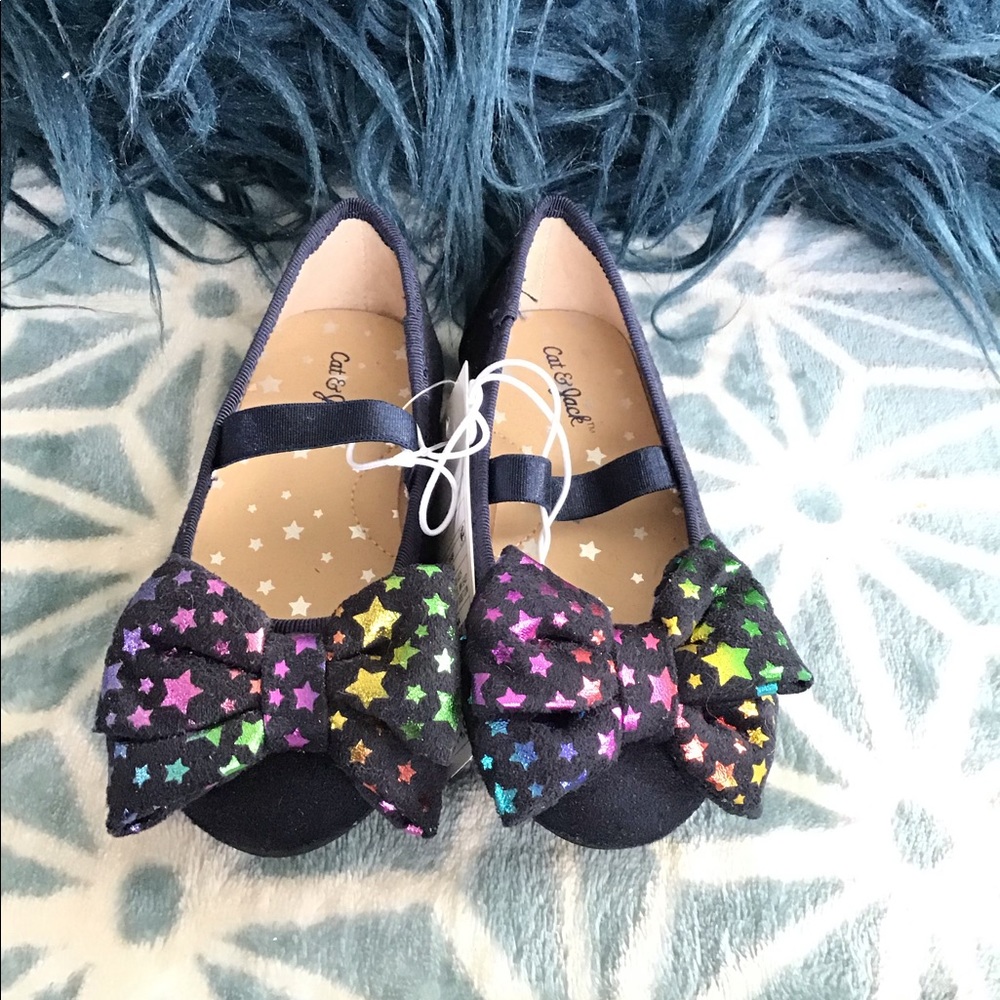Girls Flats🏷